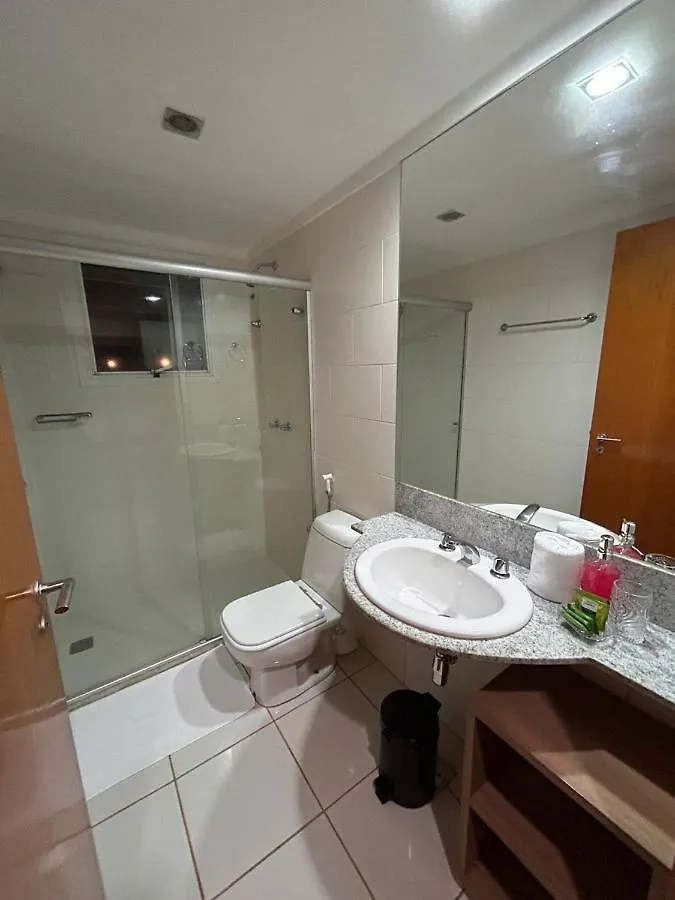 B2014 Bc Apart Area Central Em Andar Alto Brasilia Apartment