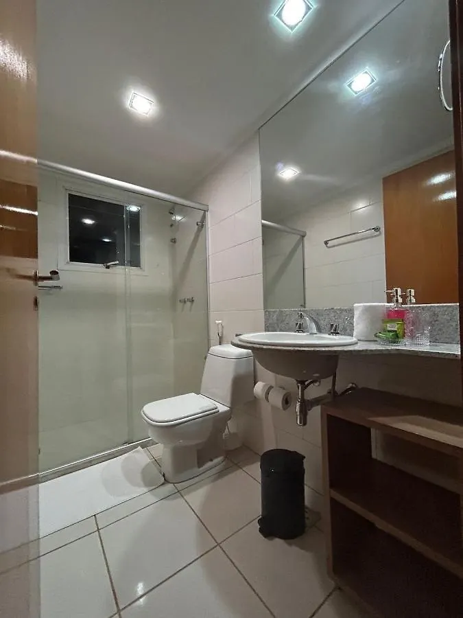 B2014 Bc Apart Area Central Em Andar Alto Brasilia 0*,